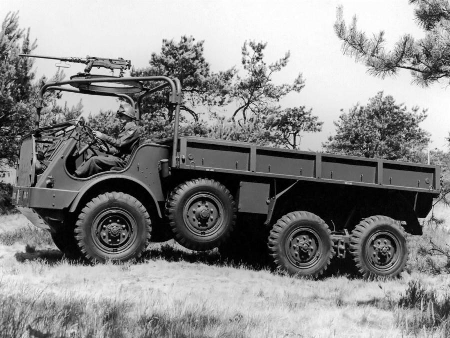  DAF YA328 1952 года  (фото 1 из 6)